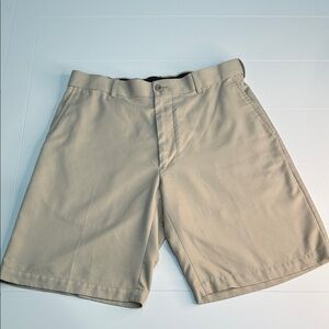 Savane Men's Tan Flat Front Shorts